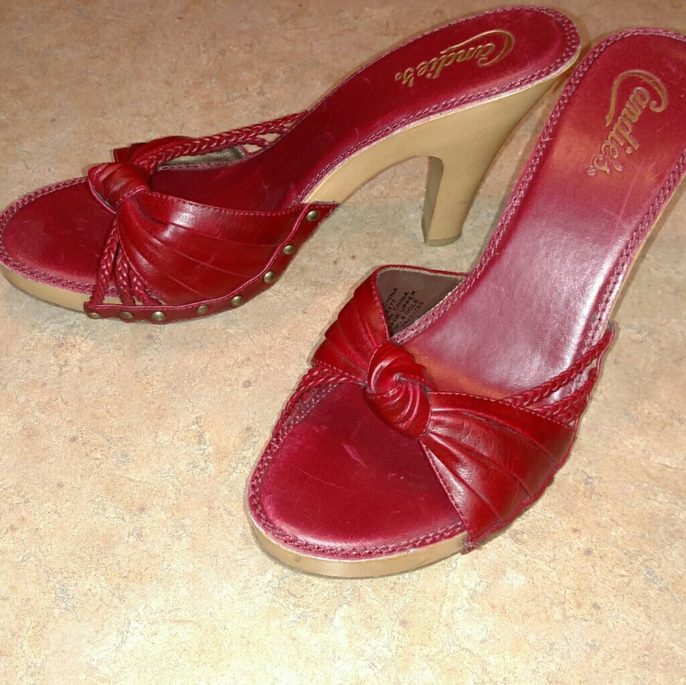 Sz 9, cute Red summer sandals